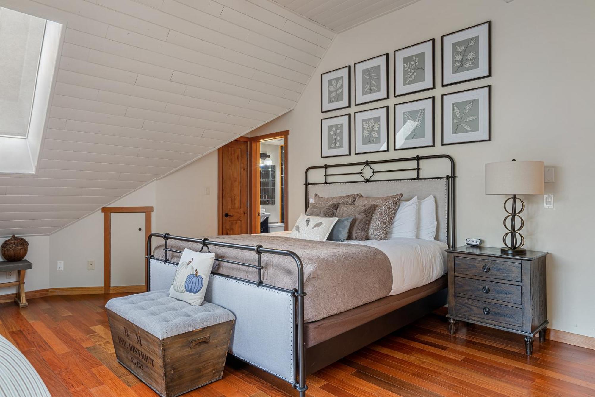 Parkland301 Sunlit 2,000 Ft² Penthouse With Mtn View Διαμέρισμα Κάνμορ Εξωτερικό φωτογραφία